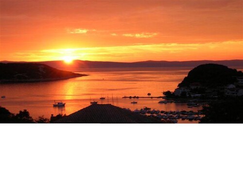 Thumbnail 4405525 - 9