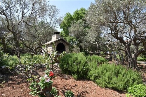 Thumbnail 4405713 - 2