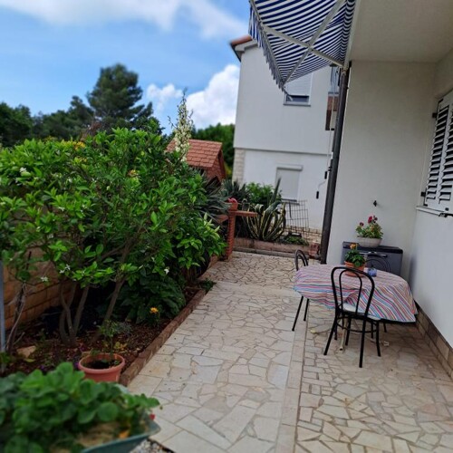 Thumbnail 4405849 - 9