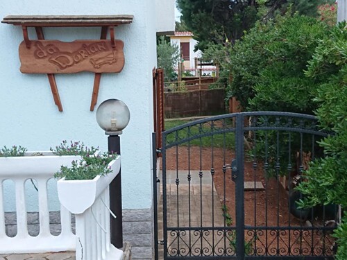 Thumbnail 4406013 - 2