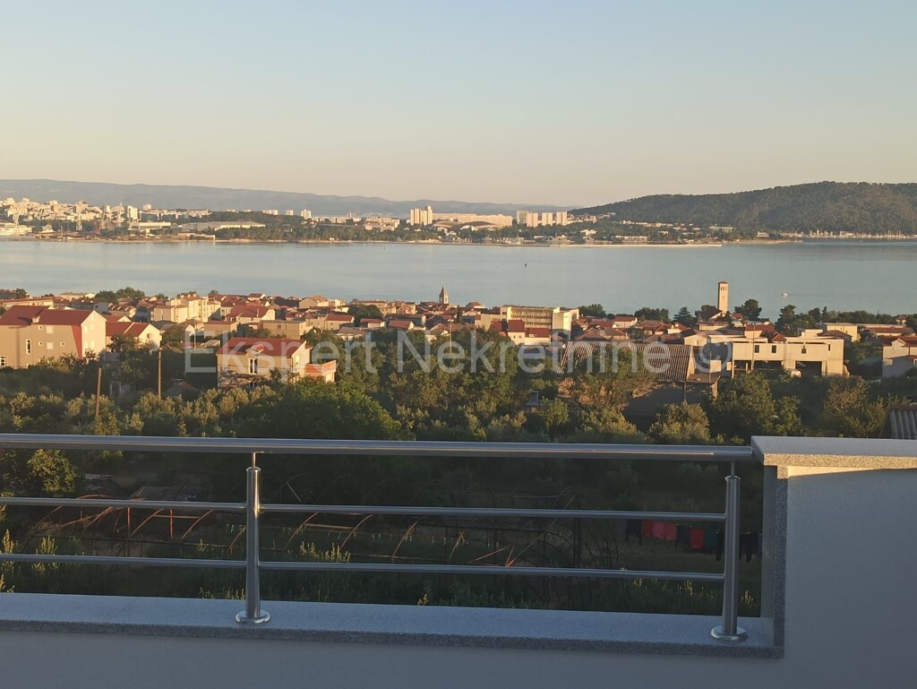 Image 4407353 - 3