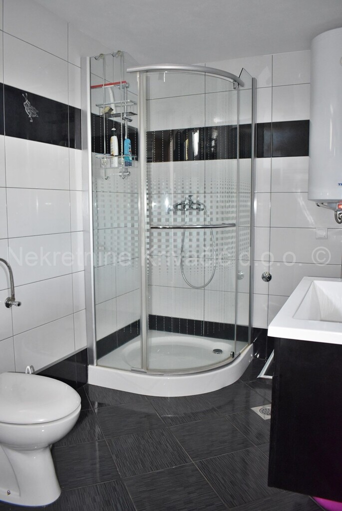 Image 4417636 - 9