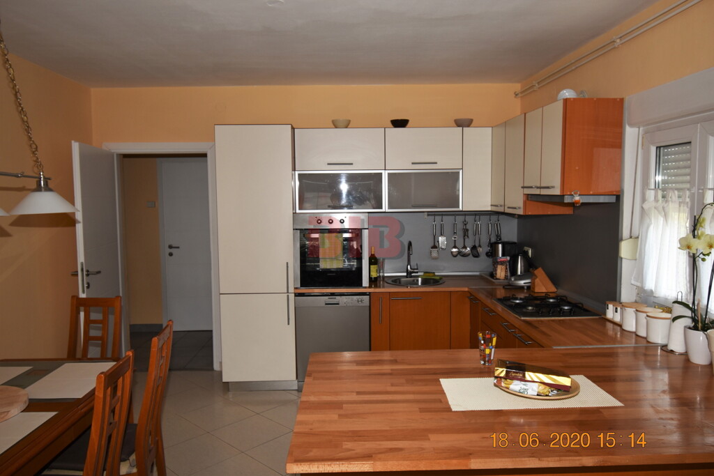 Image 4455574 - 12