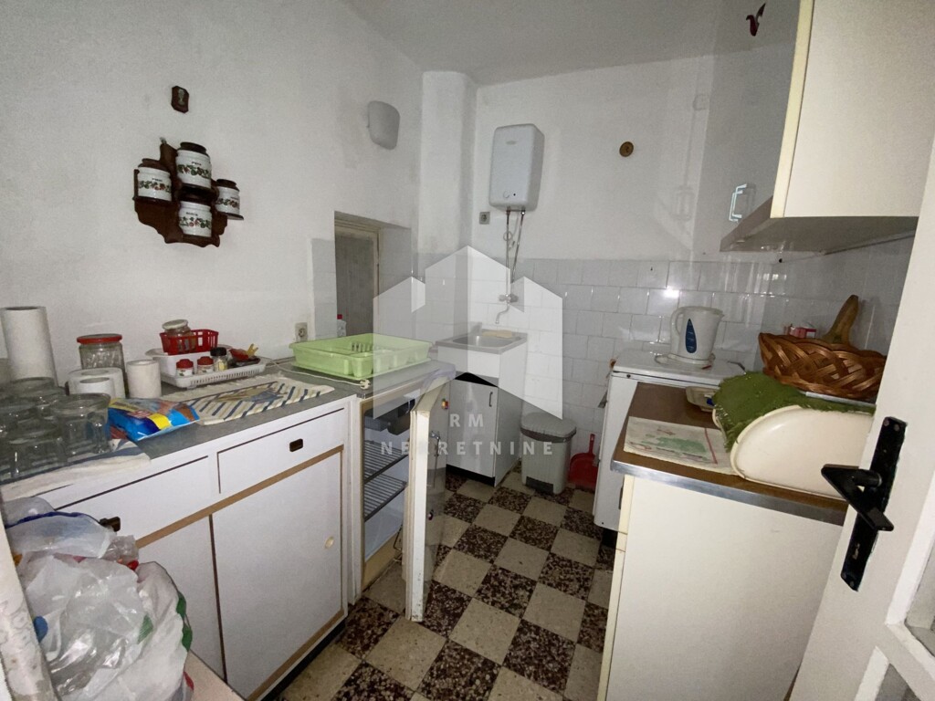 Image 4459918 - 2