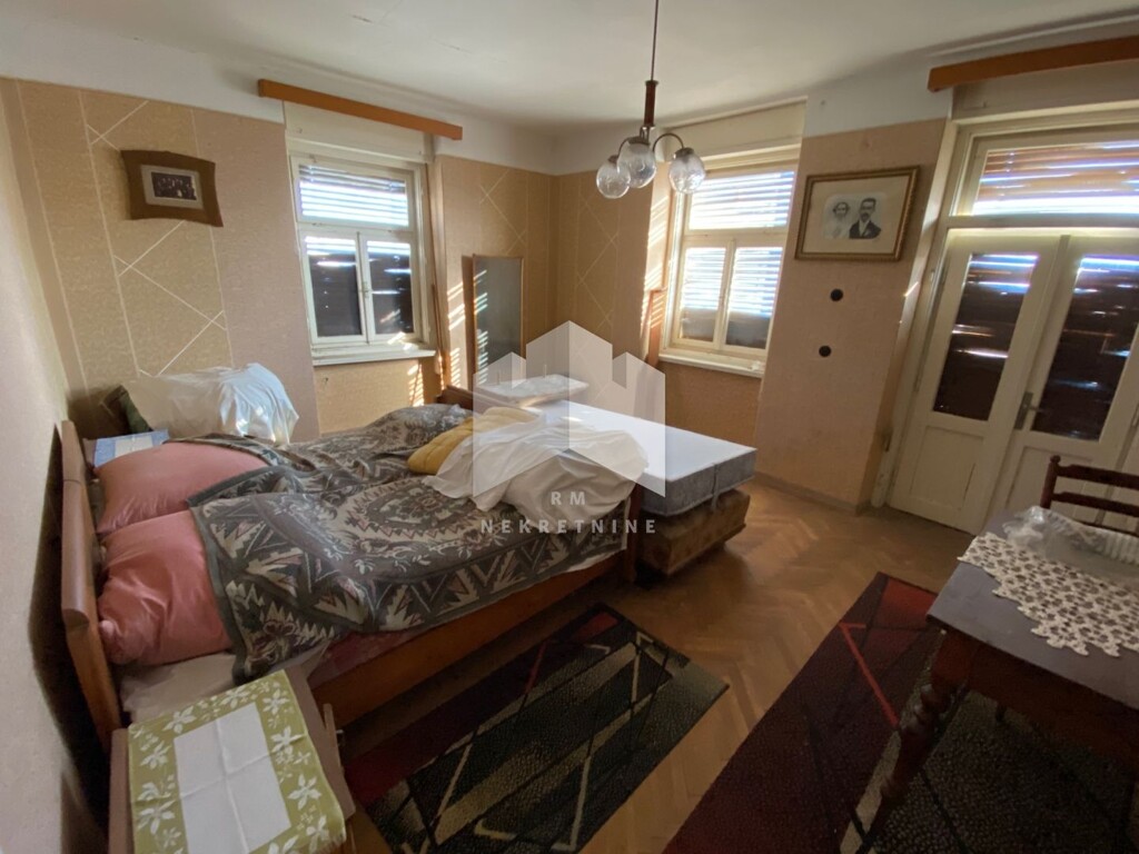 Image 4459925 - 6