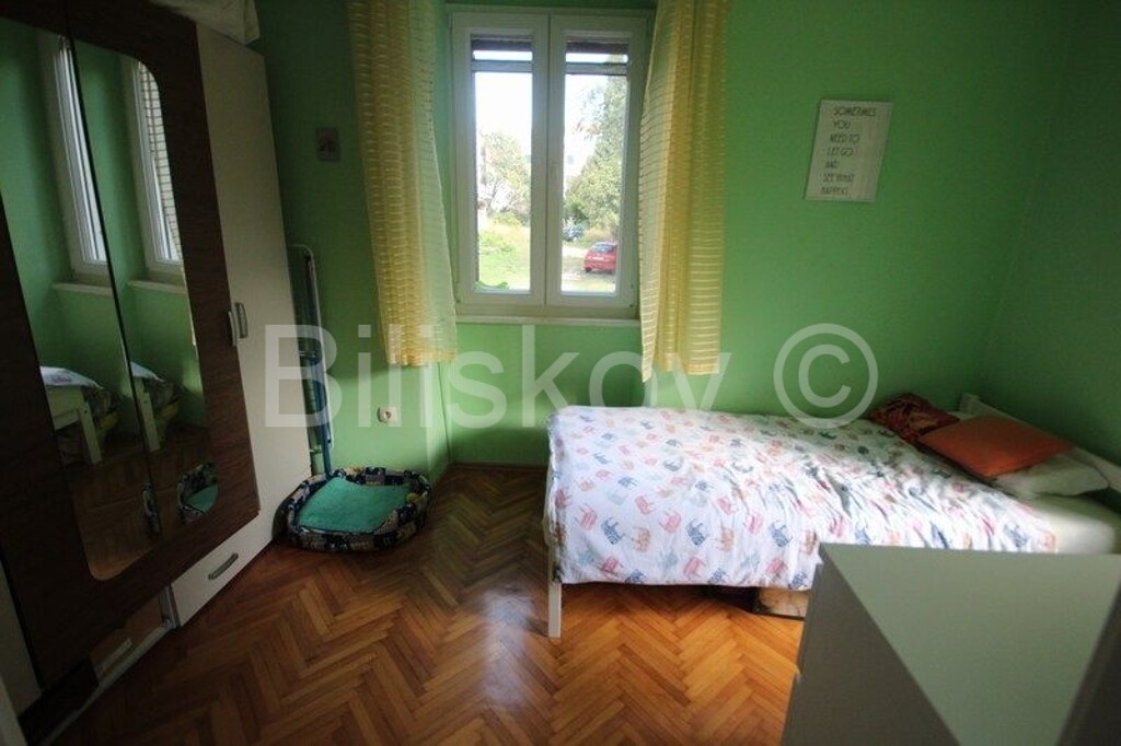Image 4484656 - 9