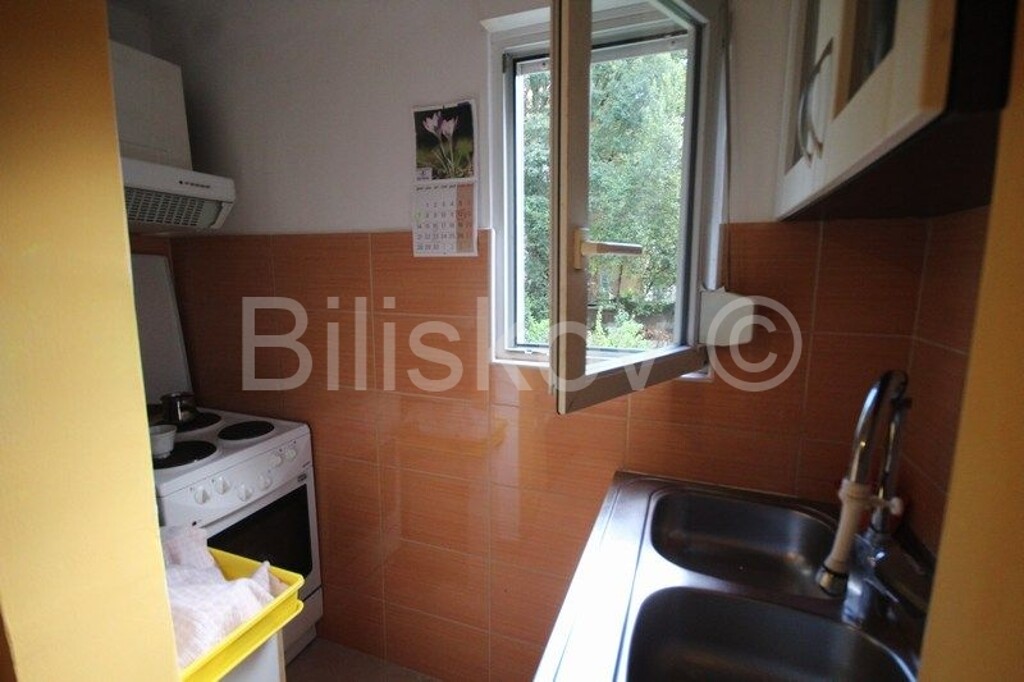 Image 4484656 - 7