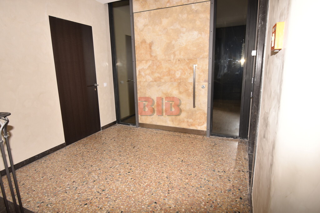 Image 4486442 - 8