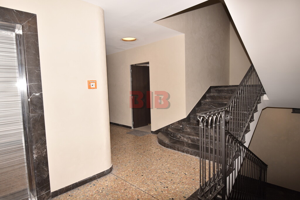 Image 4497817 - 6
