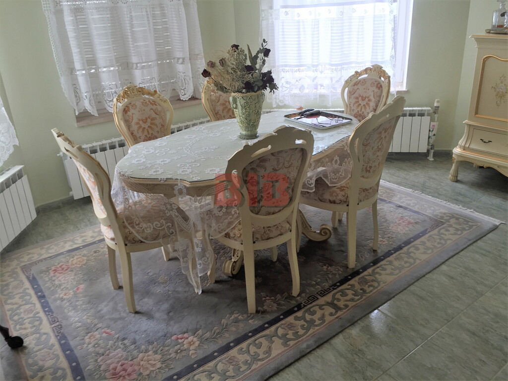 Image 4571672 - 12