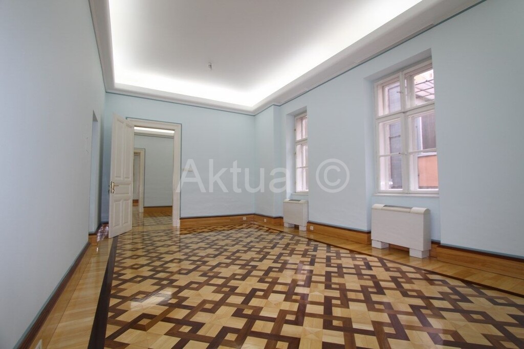 Image 4603562 - 15