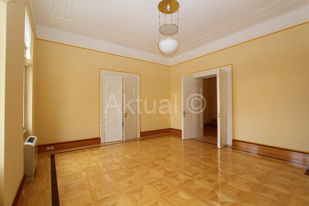 Image 4603562 - 30