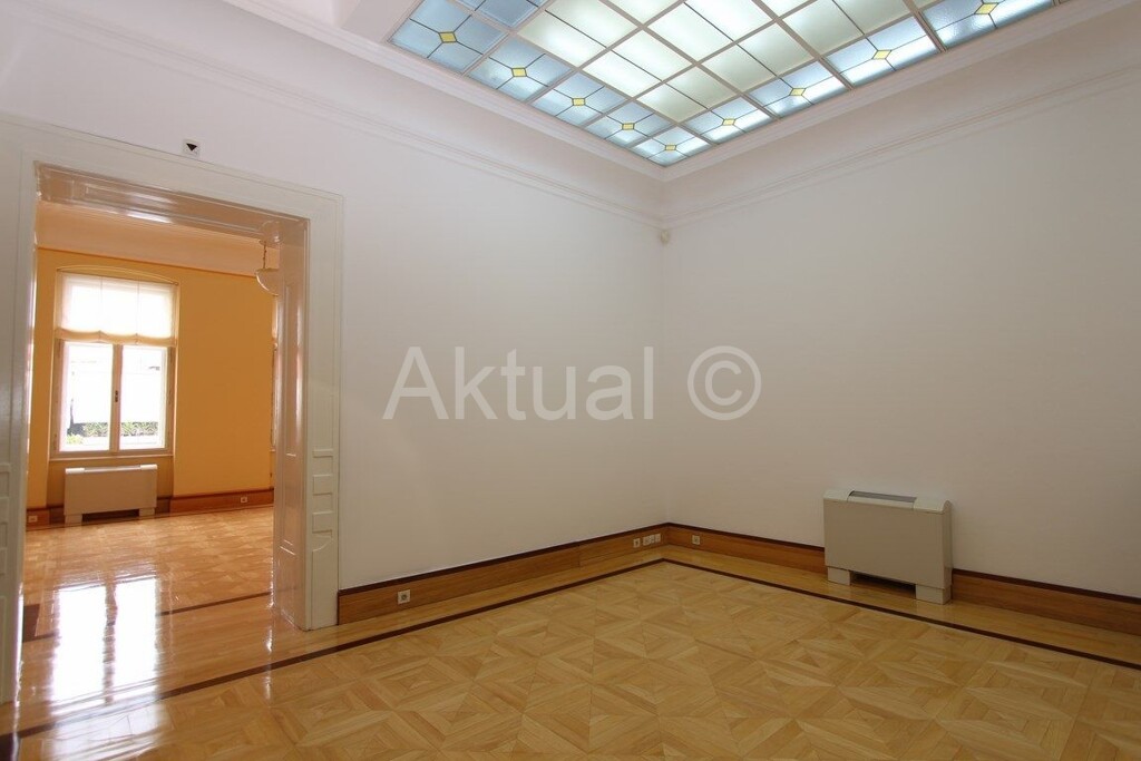 Image 4603562 - 26