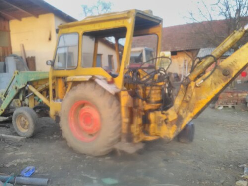 Kombinirka, Massey - Fergusson 50 (MF 50) (u radnom stanju)