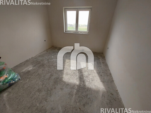 Thumbnail 4635211 - 5