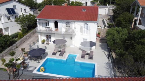 Novi Vinodolski, Klenovica, kuća sa bazenom