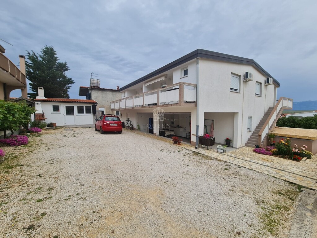 Image 4674095 - 4