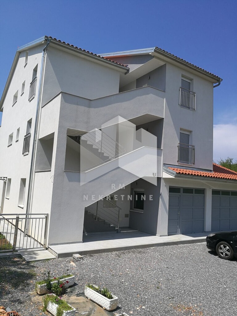 Image 4674751 - 22