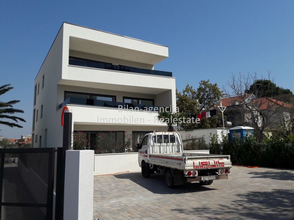 Image 4685252 - 5
