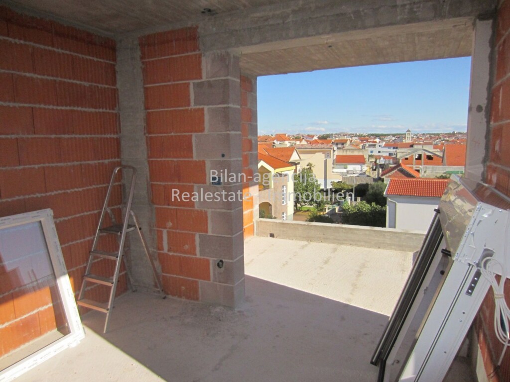 Image 4685252 - 9