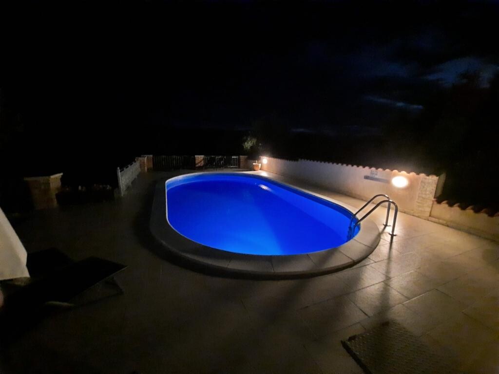 Image 4686765 - 9