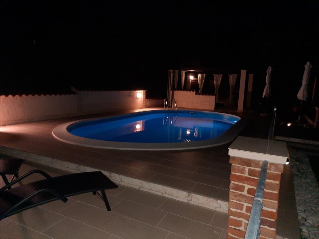 Image 4686765 - 7