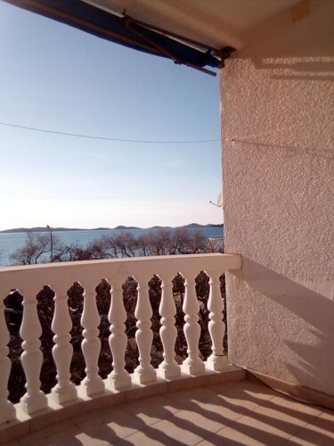 Thumbnail 4687220 - 5