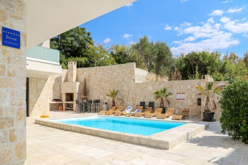 Thumbnail 4687395 - 17