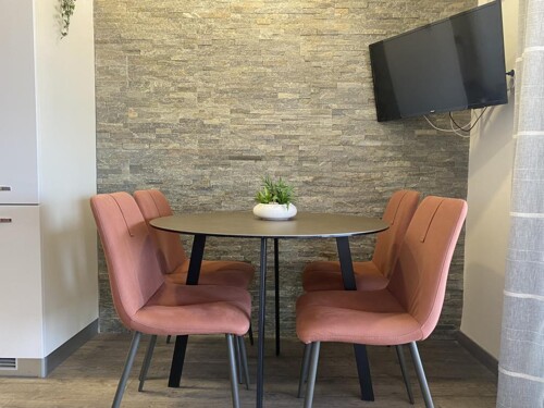 Thumbnail 4687541 - 80