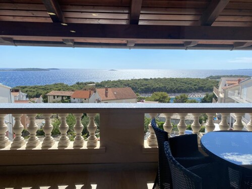 Thumbnail 4687541 - 76