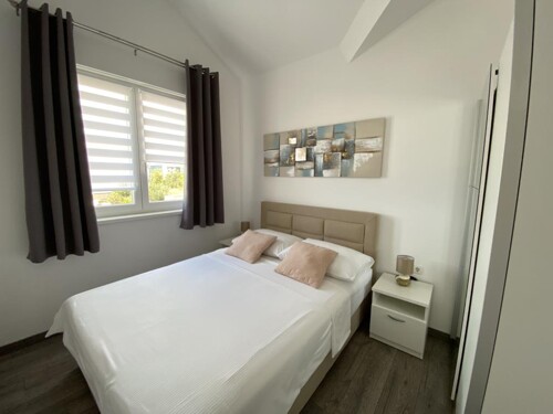 Thumbnail 4687541 - 31