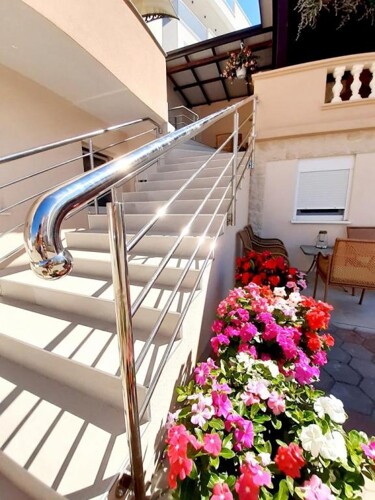 Thumbnail 4687541 - 15