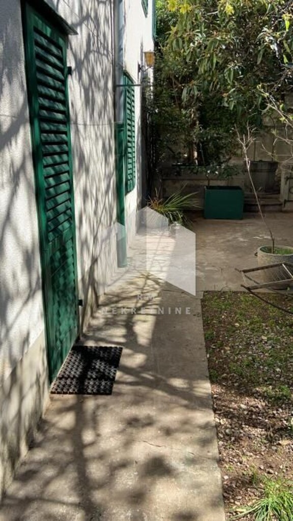 Image 4688574 - 15