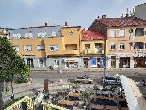 Thumbnail 4717470 - 6