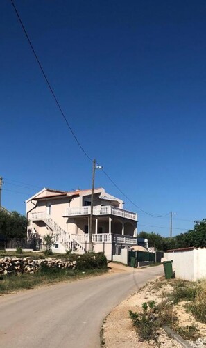 Thumbnail 4717474 - 4