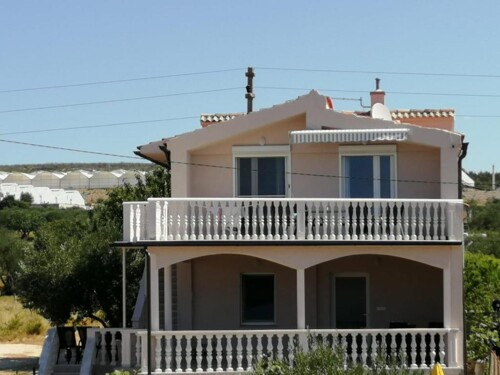 Thumbnail 4717474 - 2