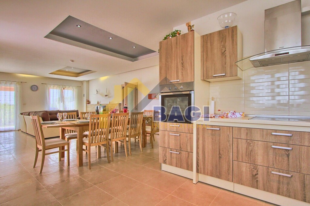 Image 4758764 - 17