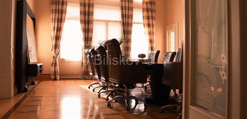 Image 4762656 - 6