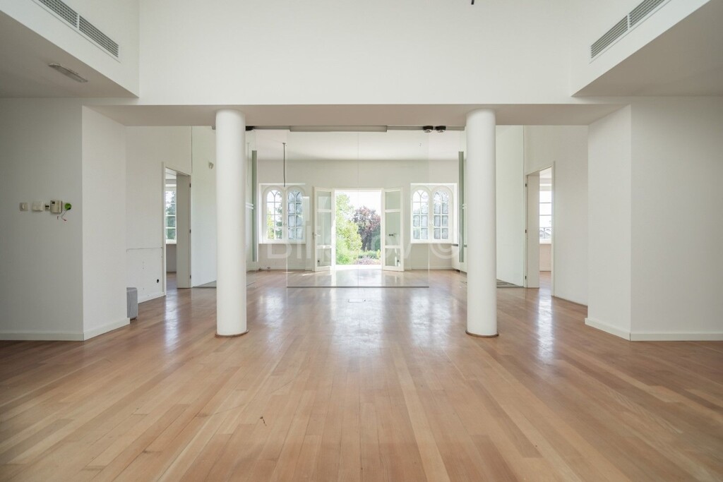 Image 4765272 - 8