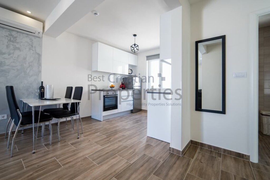 Image 4767951 - 3