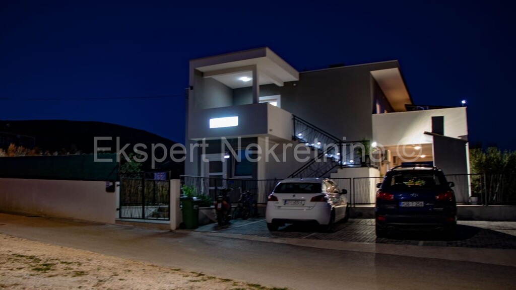 Image 4770834 - 19