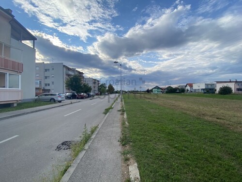 KLARA - GRAĐEVINSKO ZEMLJIŠTE ZA 19 STAMBENIH JEDINICA PO 450 m2 BRPa