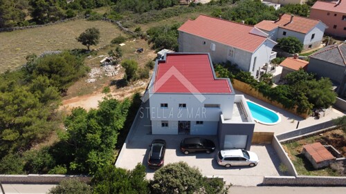 Luksuzna Vila sa bazenom