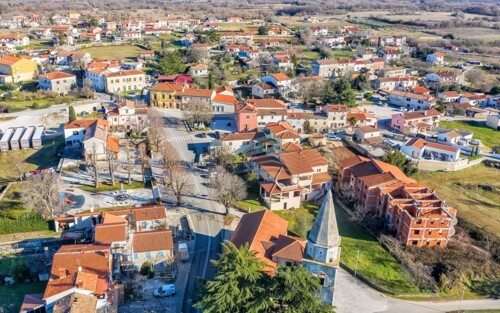 Thumbnail 4782837 - 9