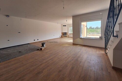 Thumbnail 4782841 - 8