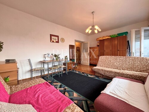 Novi Vinodolski - stan u centru s pogledom