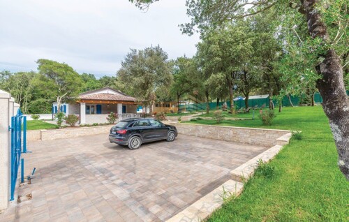 Thumbnail 4782845 - 20