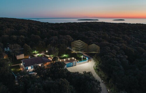 Thumbnail 4782845 - 19