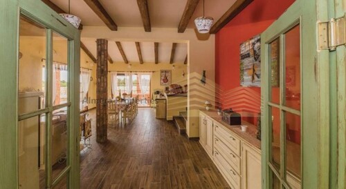 Thumbnail 4782851 - 8