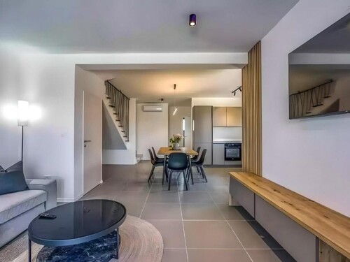 Thumbnail 4782856 - 10